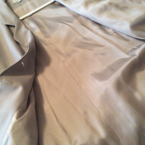 DONATED - Classy Vintage Italian Suit - Picture 9 of 15